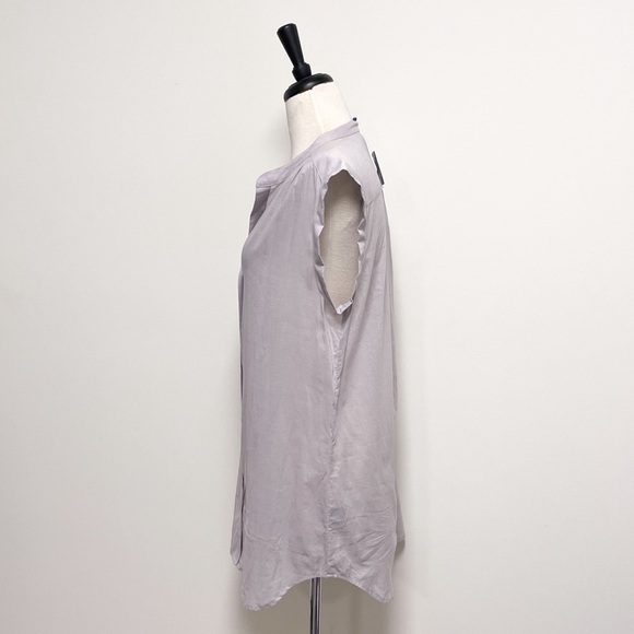 Vivienne Tam Light Gray Button Down V Neck Cuff Extended Shoulder Blouse NWT 10 - Picture 4 of 8